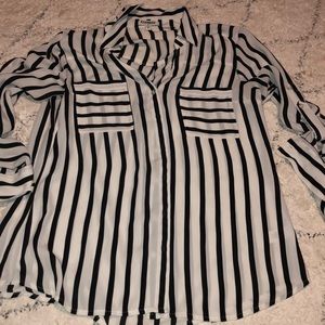 Express Portofino Blouse Sz M (5/$35)